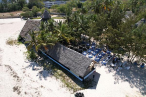 The New Big Tree Beach Resort